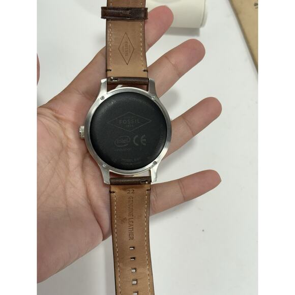 Fossil Smartwatch Q Founder DW1 Brown Leather Band With charger Base No Cable - Picture 7 of 11